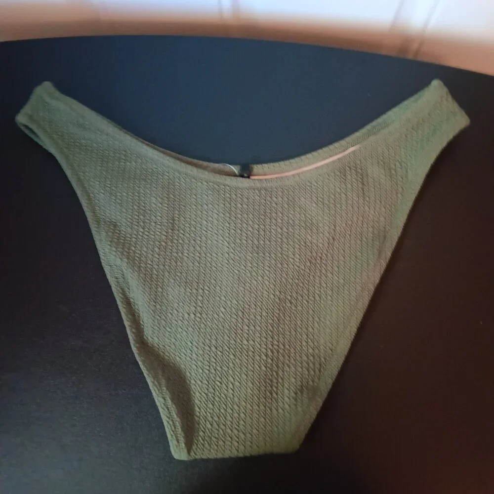 J Crew Women's Textured Curved Waist Cheeky Bikini Bottom Size Large Gre…
